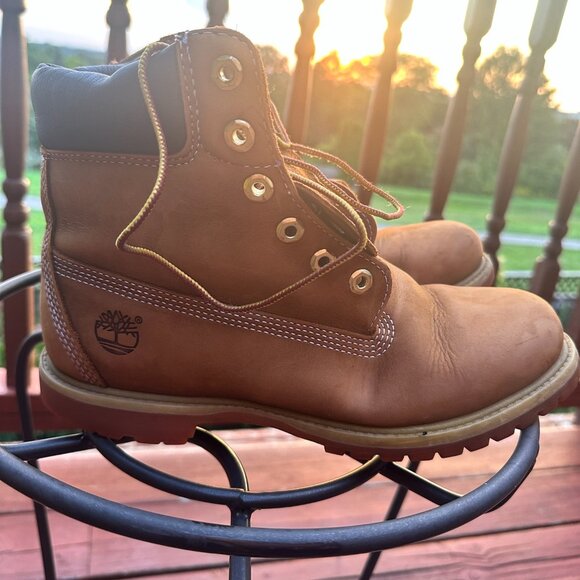 Women's timberland boots - Picture 2 of 4